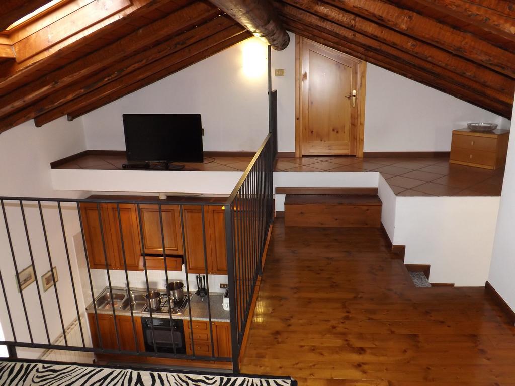 Exclusive Villa Crotto Lake View Βαρένα Εξωτερικό φωτογραφία